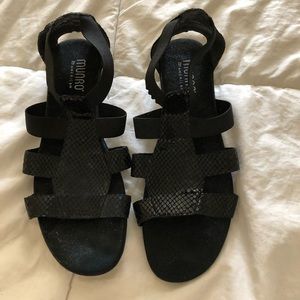 Munro leather/fabric snakeskin sandals gently worn